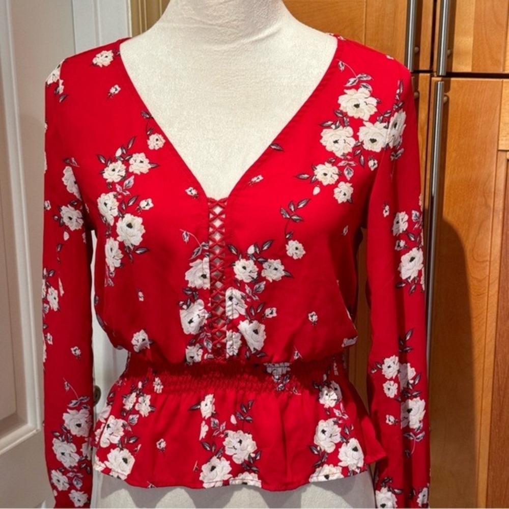 DIVIDED. Sz 2.H&M. Red blouse w/ flowers. Long sleeves, Smock Waist/Cuffs.